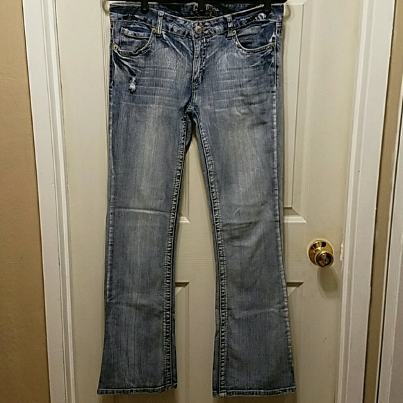 ✔SALE✔ 👖 AMETHYST BOOT CUT JEANS - Picture 4 of 8